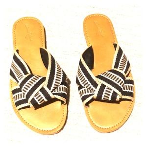 Target- universal Thread Sandals